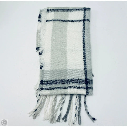 Scarf Winter By Clothes Mentor In Grey