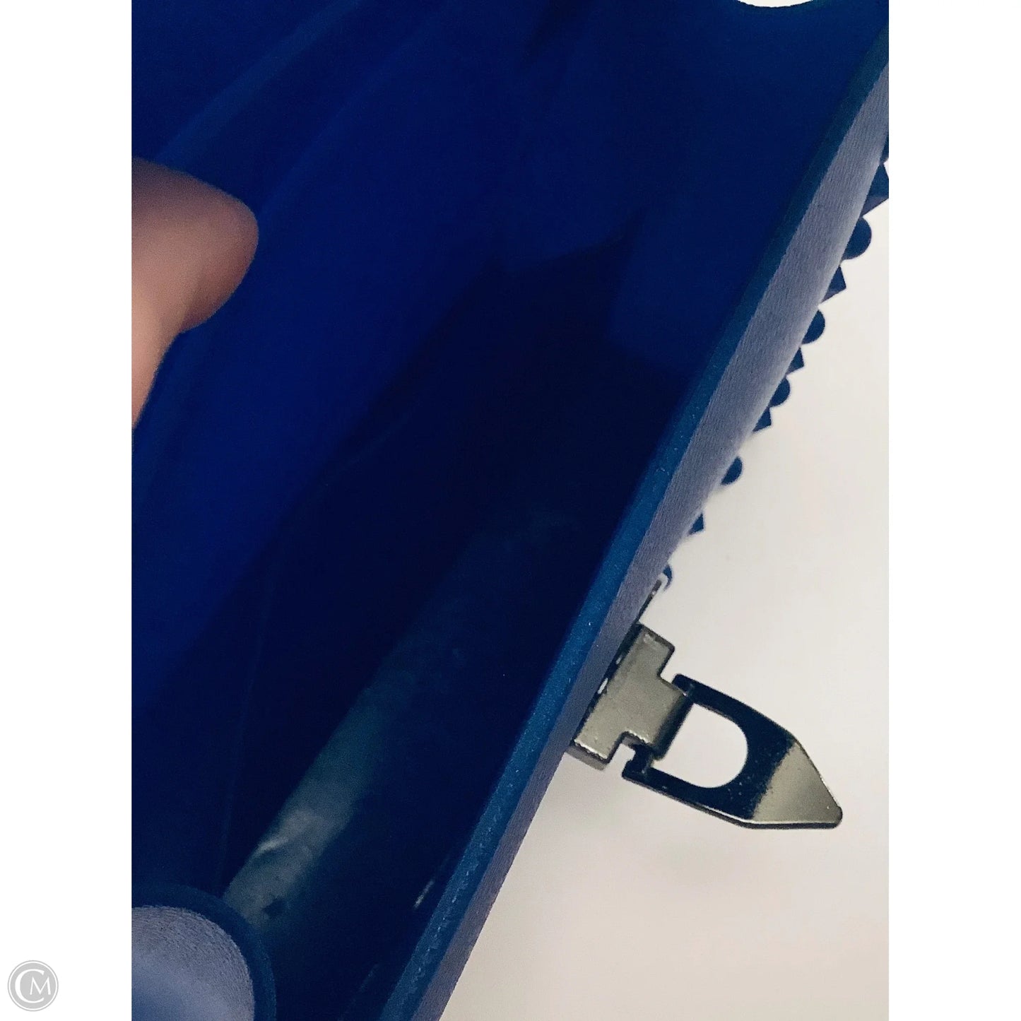 Crossbody By Clothes Mentor, Size: Small