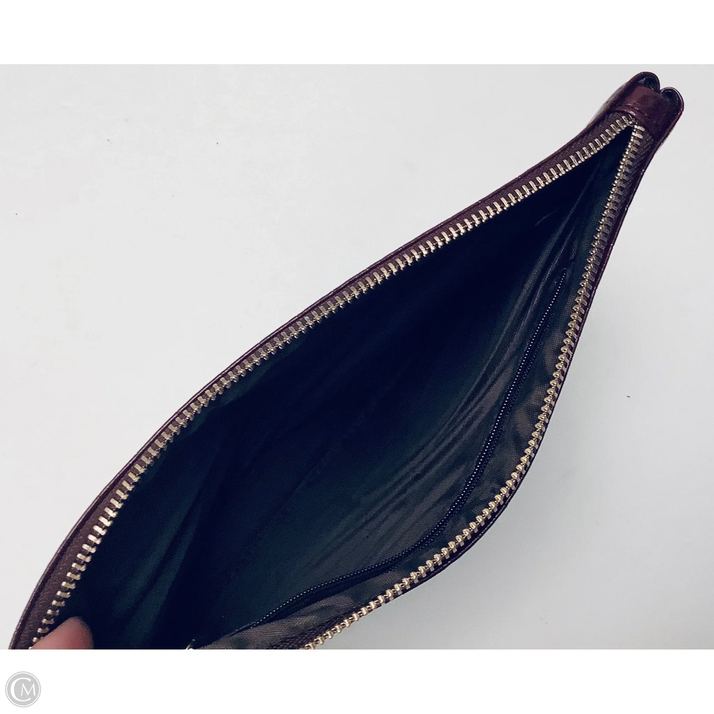 Clutch By Clothes Mentor, Size: Medium