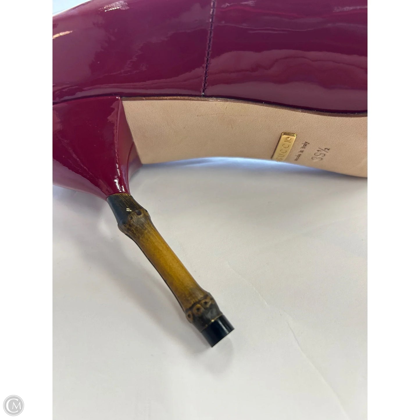 Shoes Luxury Designer By Gucci In Red, Size: 9.5