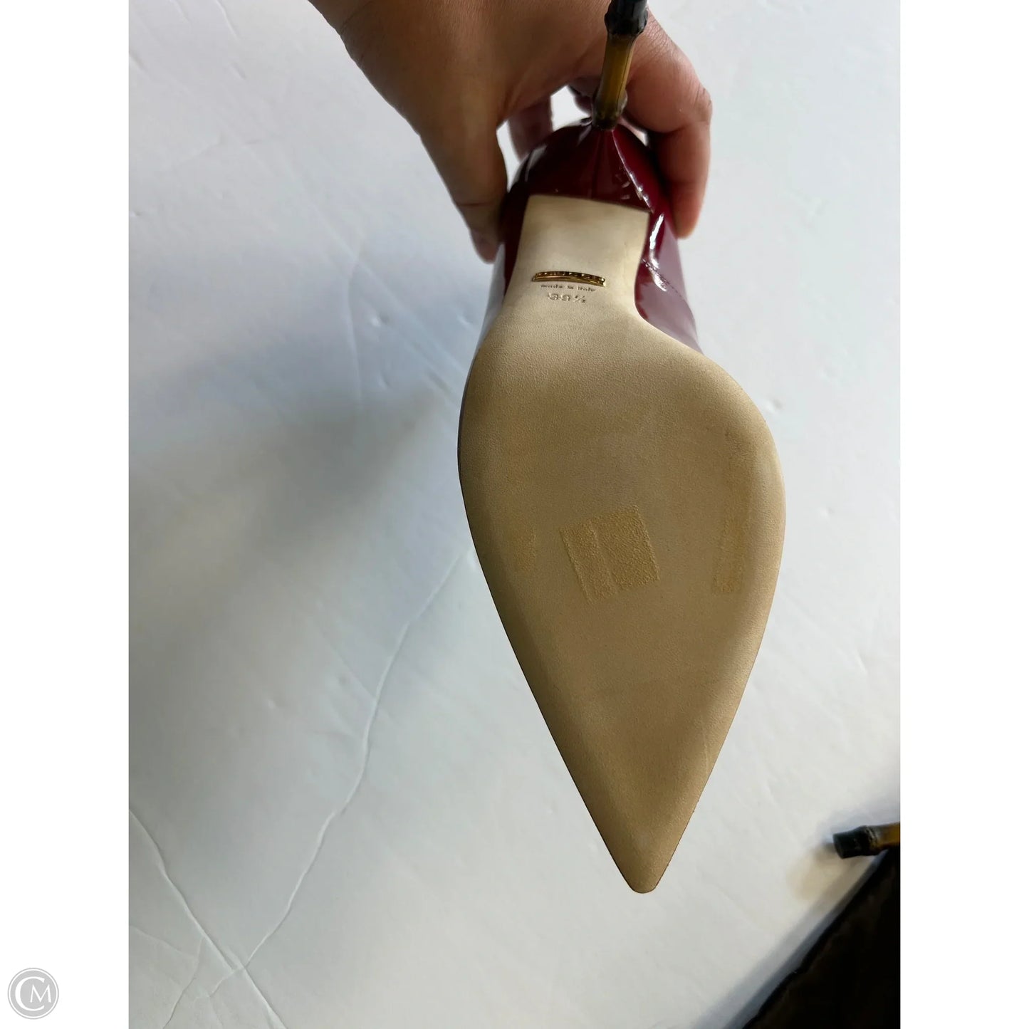 Shoes Luxury Designer By Gucci In Red, Size: 9.5