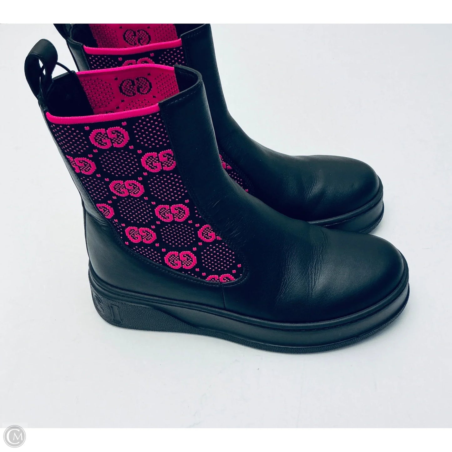 Boots Luxury Designer By Gucci In Black & Pink