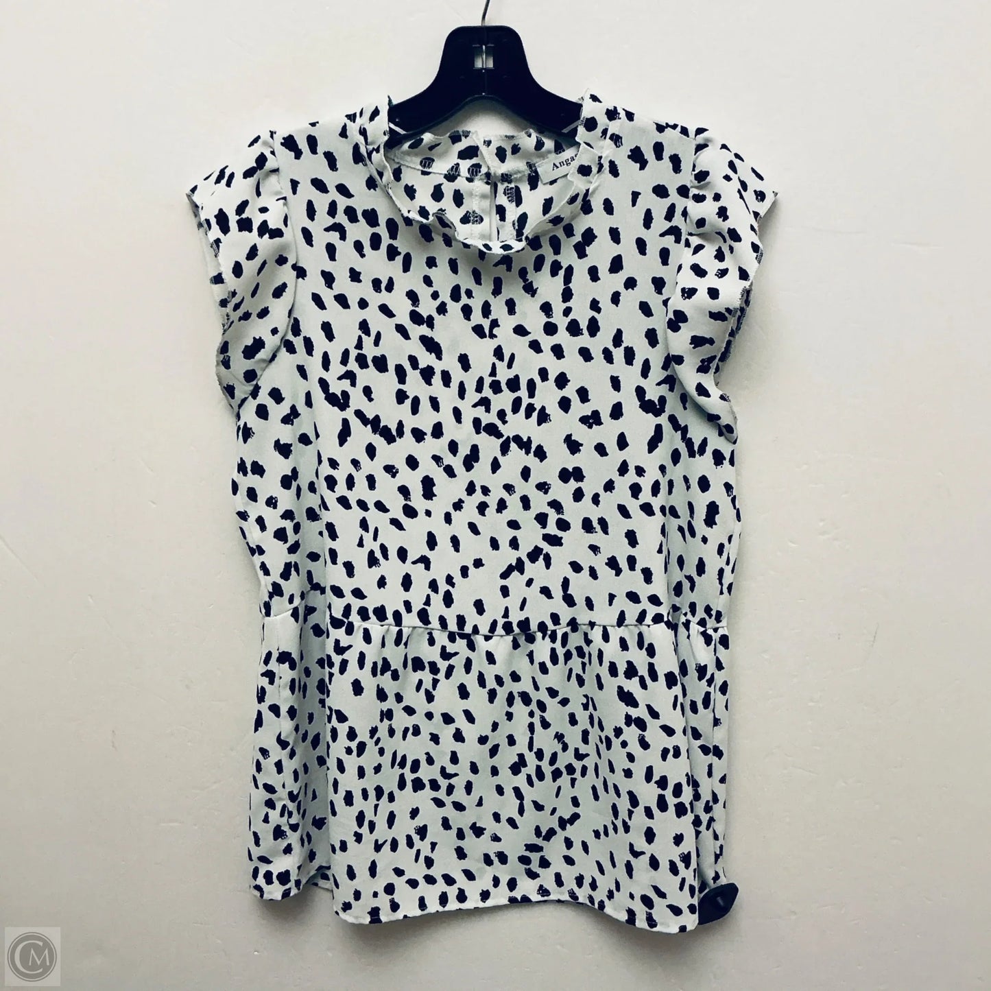 Top Sleeveless By Clothes Mentor In Polkadot Pattern, Size: S
