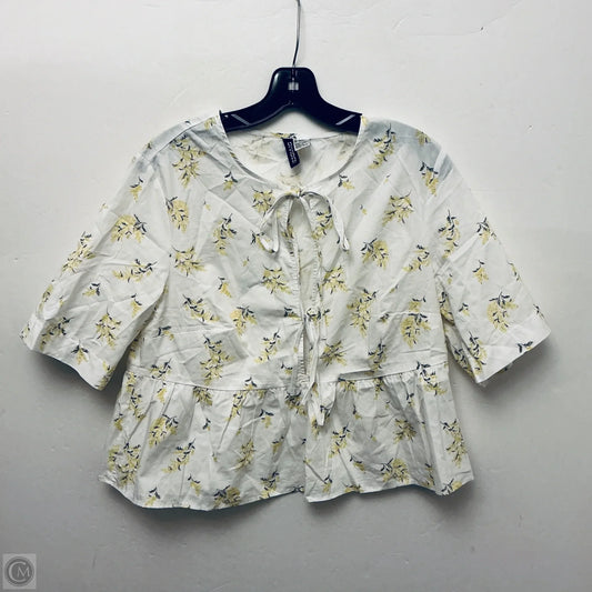 Top Short Sleeve By Divided In Cream, Size: L