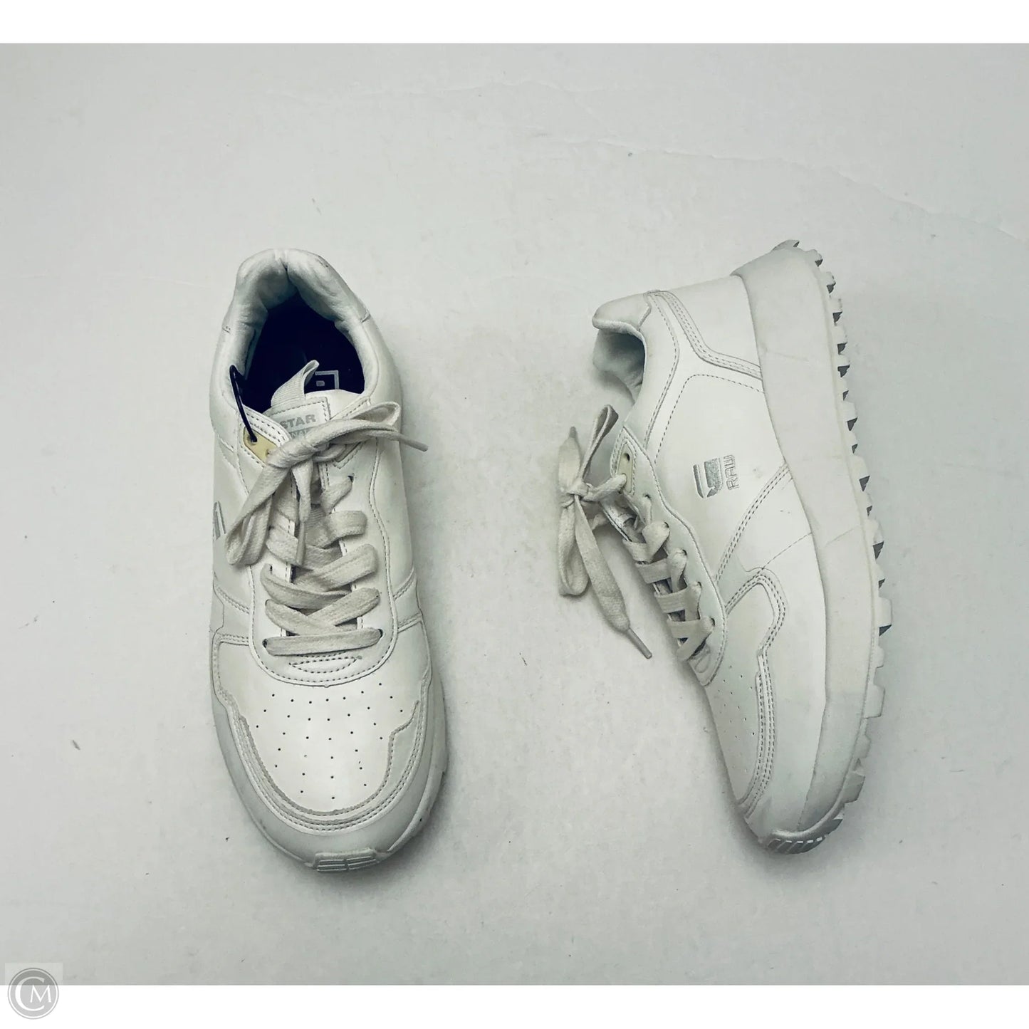Shoes Sneakers By Clothes Mentor In White, Size: 10