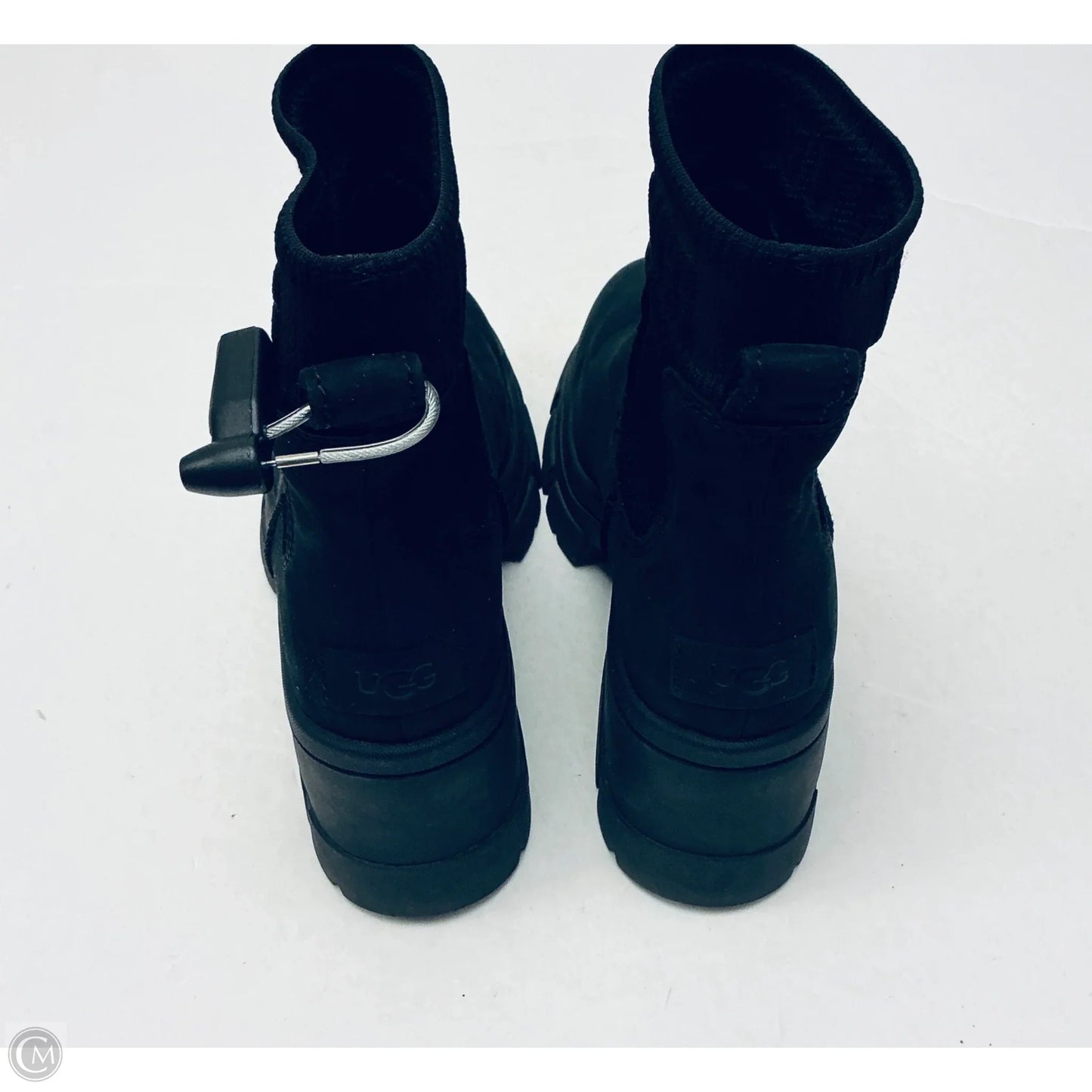 Boots Designer By Ugg In Black, Size: 8.5