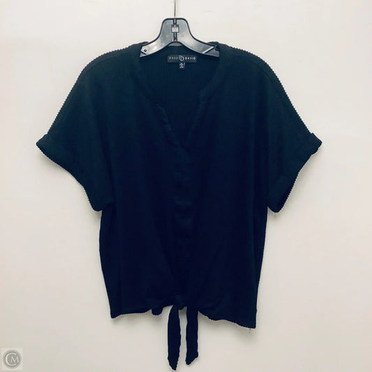Top Short Sleeve By Fred David In Black, Size: 1x