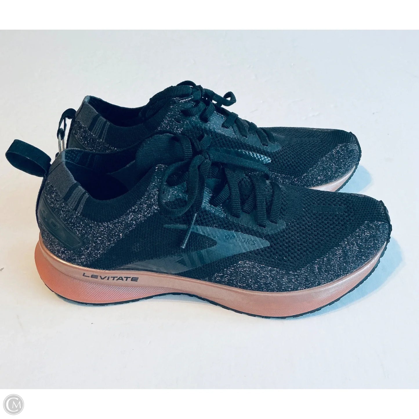 Shoes Athletic By Brooks In Black, Size: 7