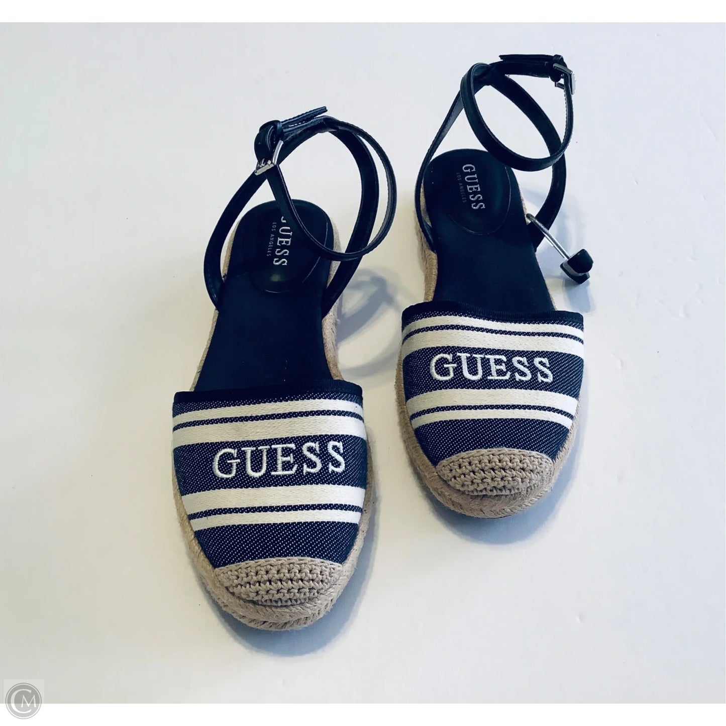 Sandals Flats By Guess In Black & White, Size: 9.5