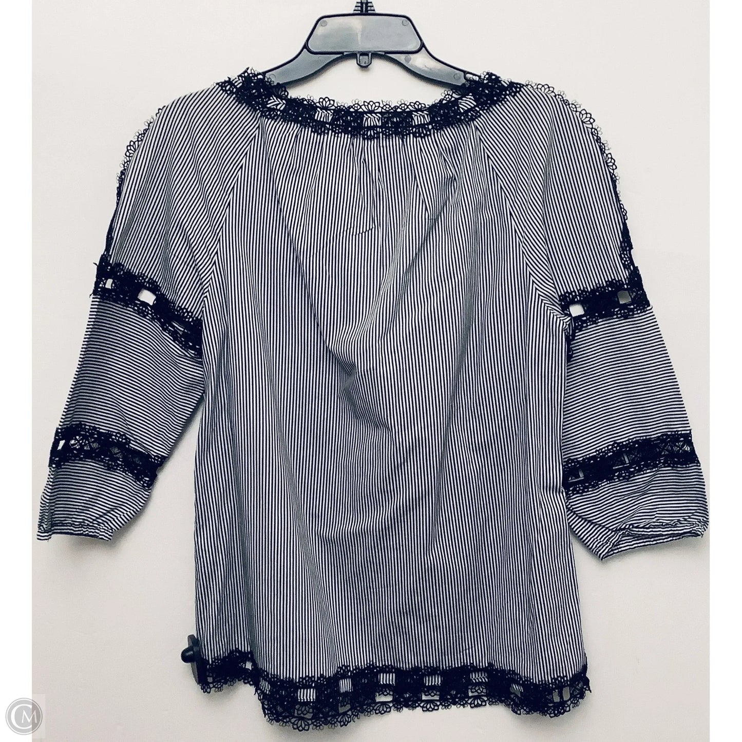 Top 3/4 Sleeve By Chicos In Striped Pattern, Size: S