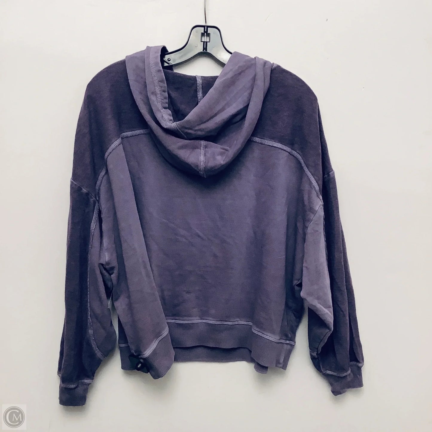 Sweatshirt Crewneck By Clothes Mentor In Purple, Size: Xs