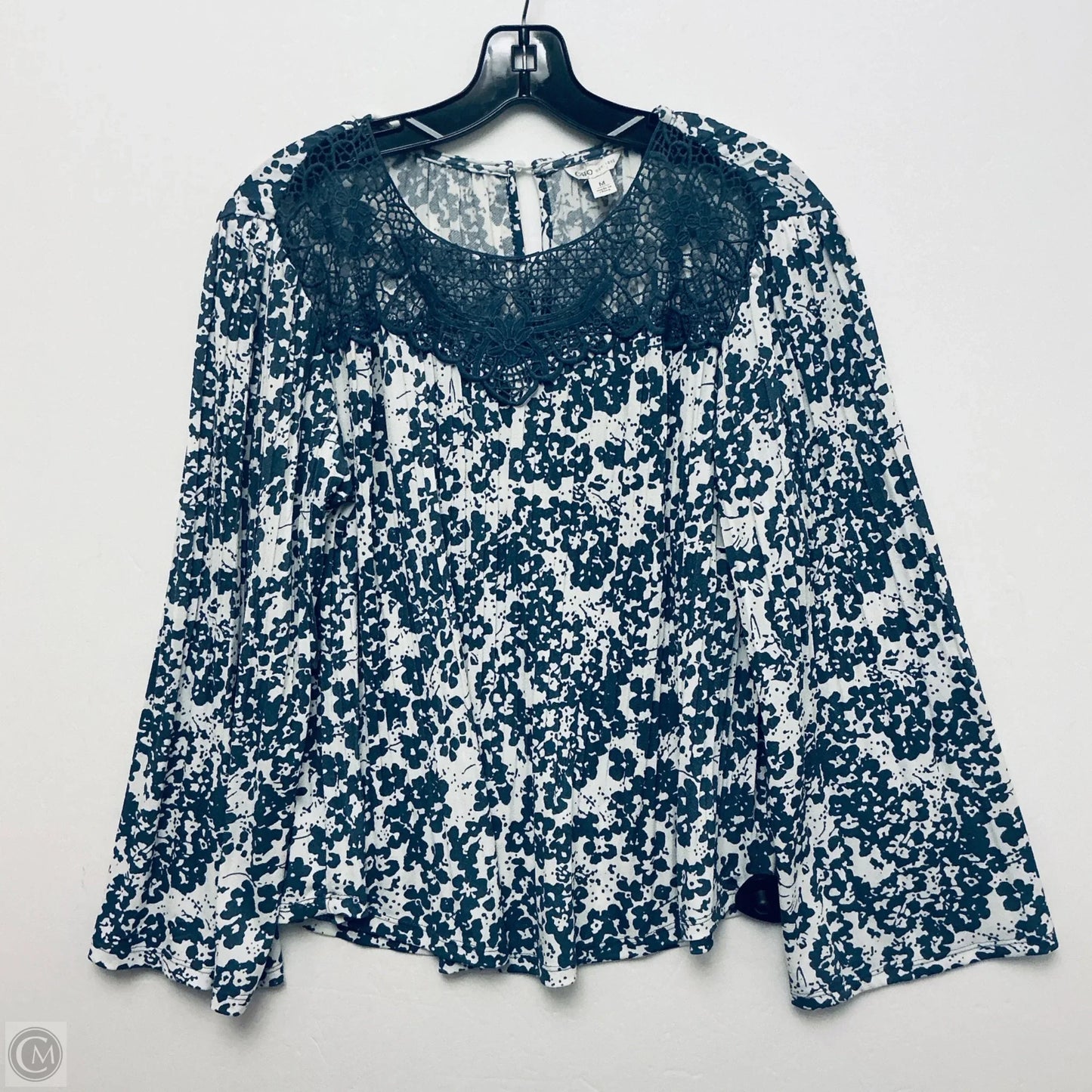 Top Long Sleeve By Cato In Checkered Pattern, Size: M
