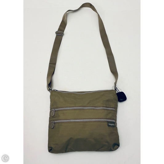 Crossbody By Baggallini, Size: Small