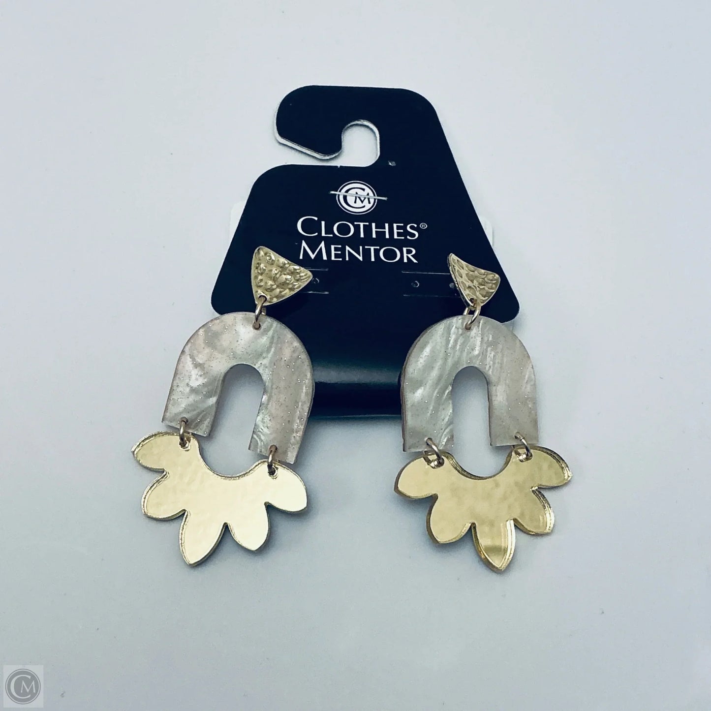 Earrings Dangle/drop By Clothes Mentor