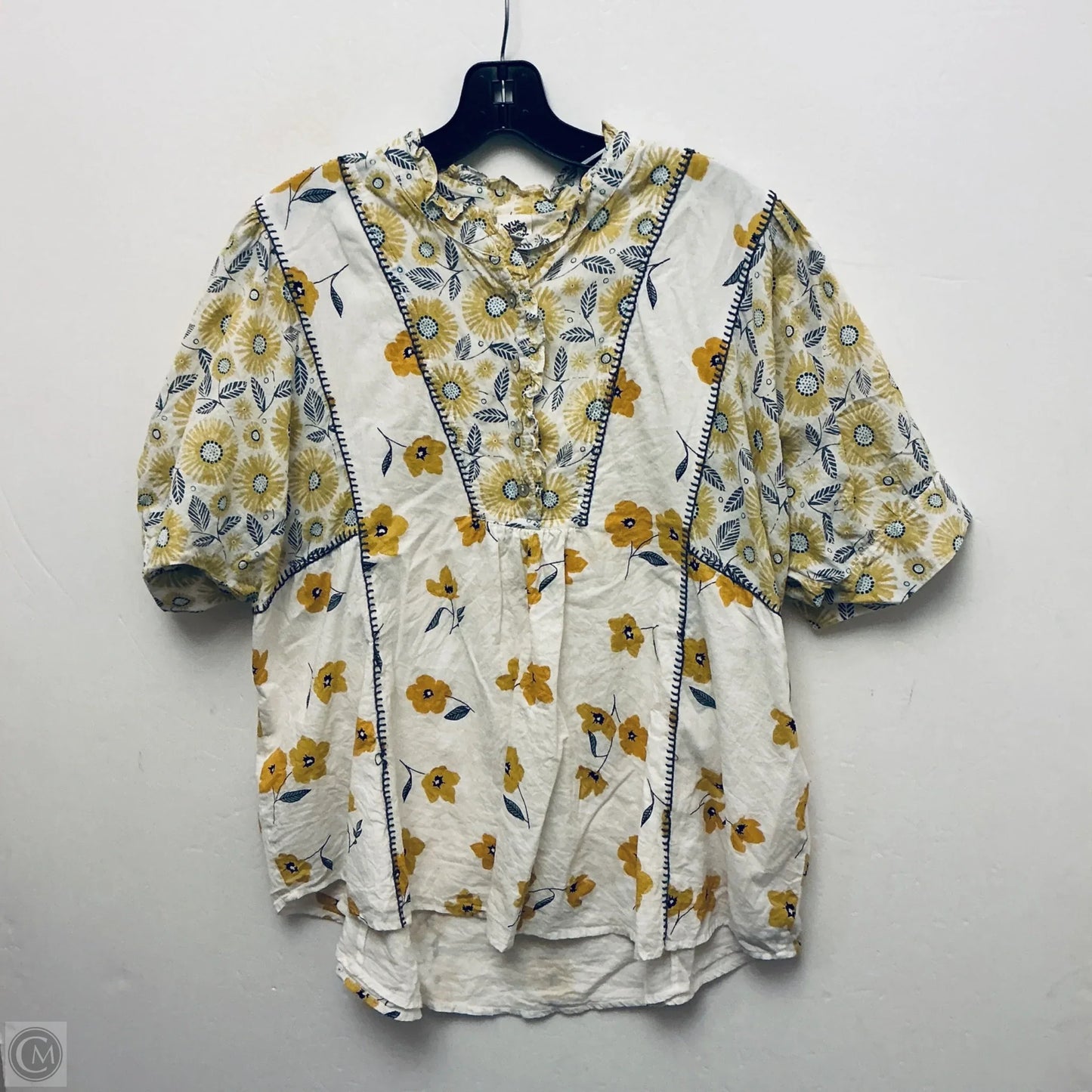 Top Short Sleeve By Ivy Jane In Floral Print, Size: L