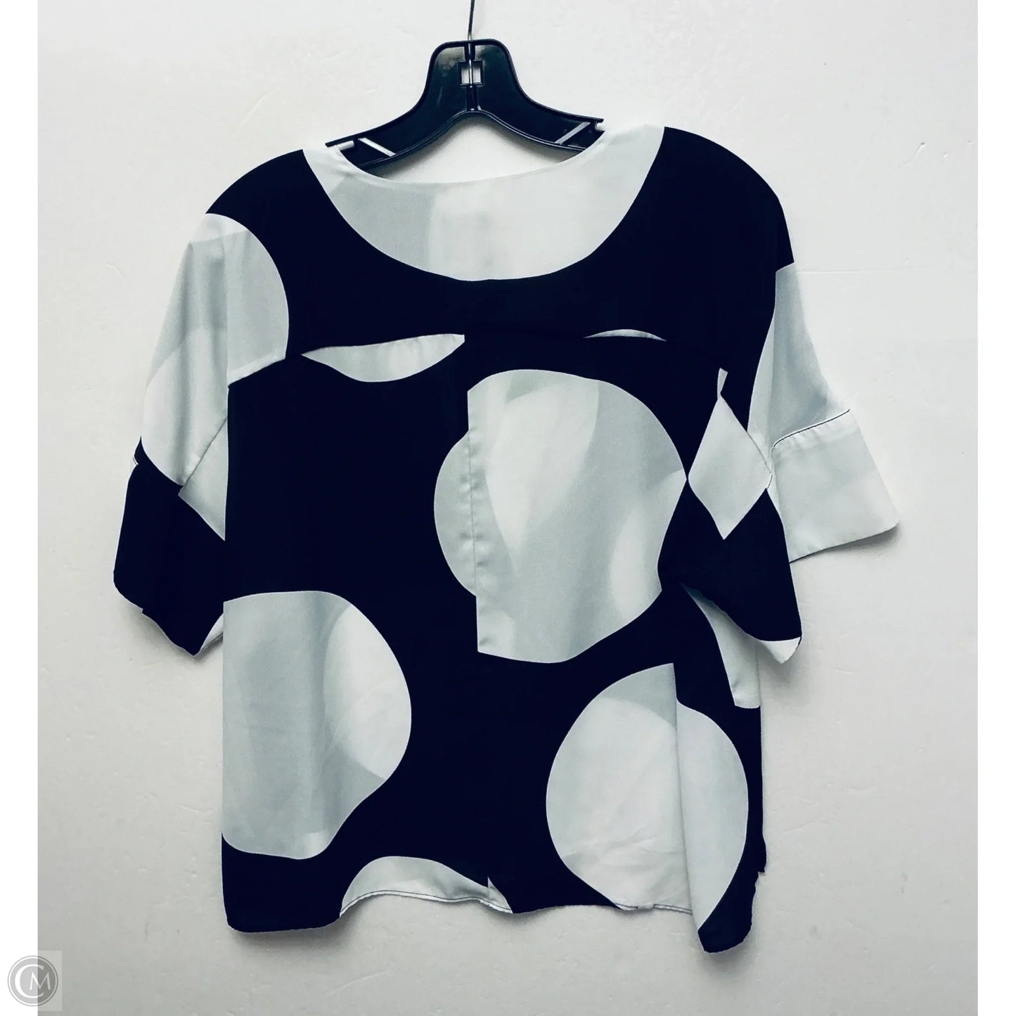 Top Short Sleeve By Worthington In Black & White, Size: M