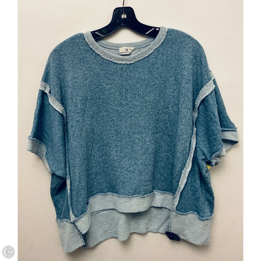 Top Short Sleeve By Urban Daizy In Blue, Size: L