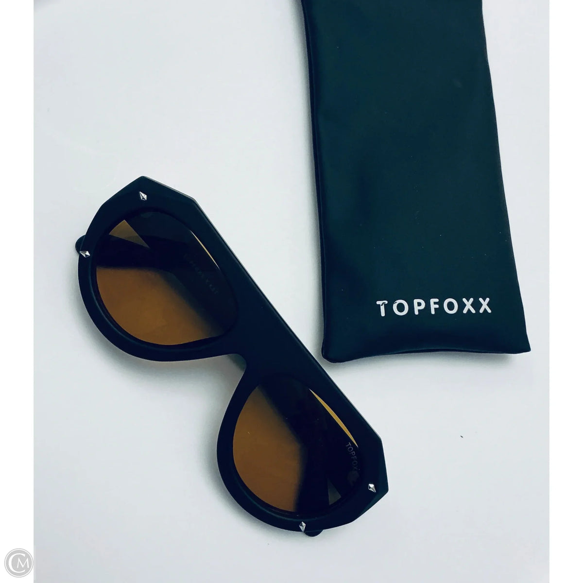 Sunglasses By Clothes Mentor, Size: