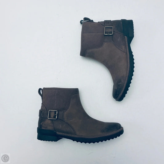 Boots Designer By Ugg In Brown, Size: 7.5