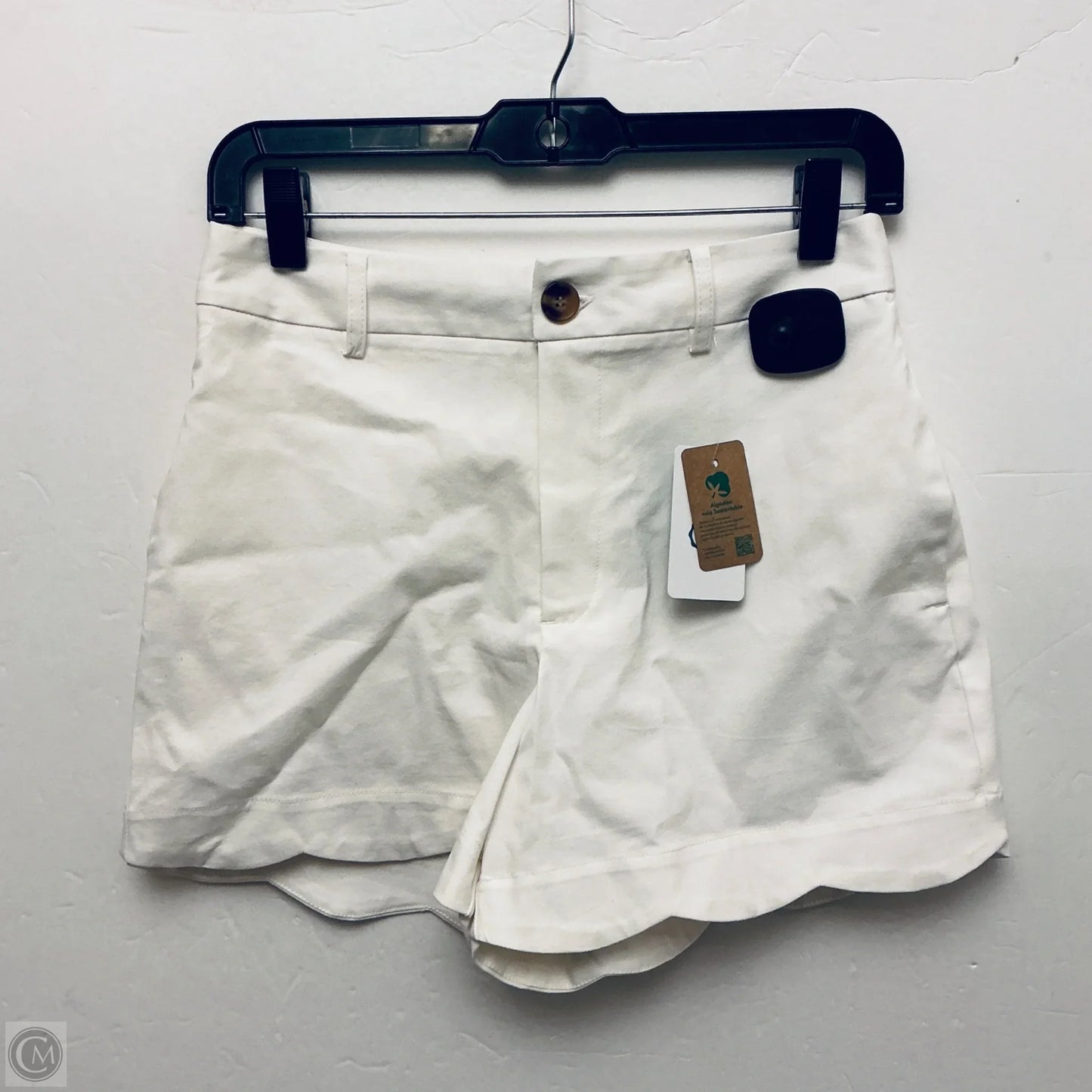 Shorts By Clothes Mentor In White, Size: S