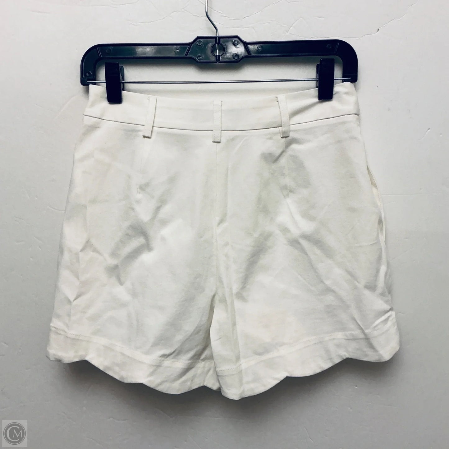 Shorts By Clothes Mentor In White, Size: S