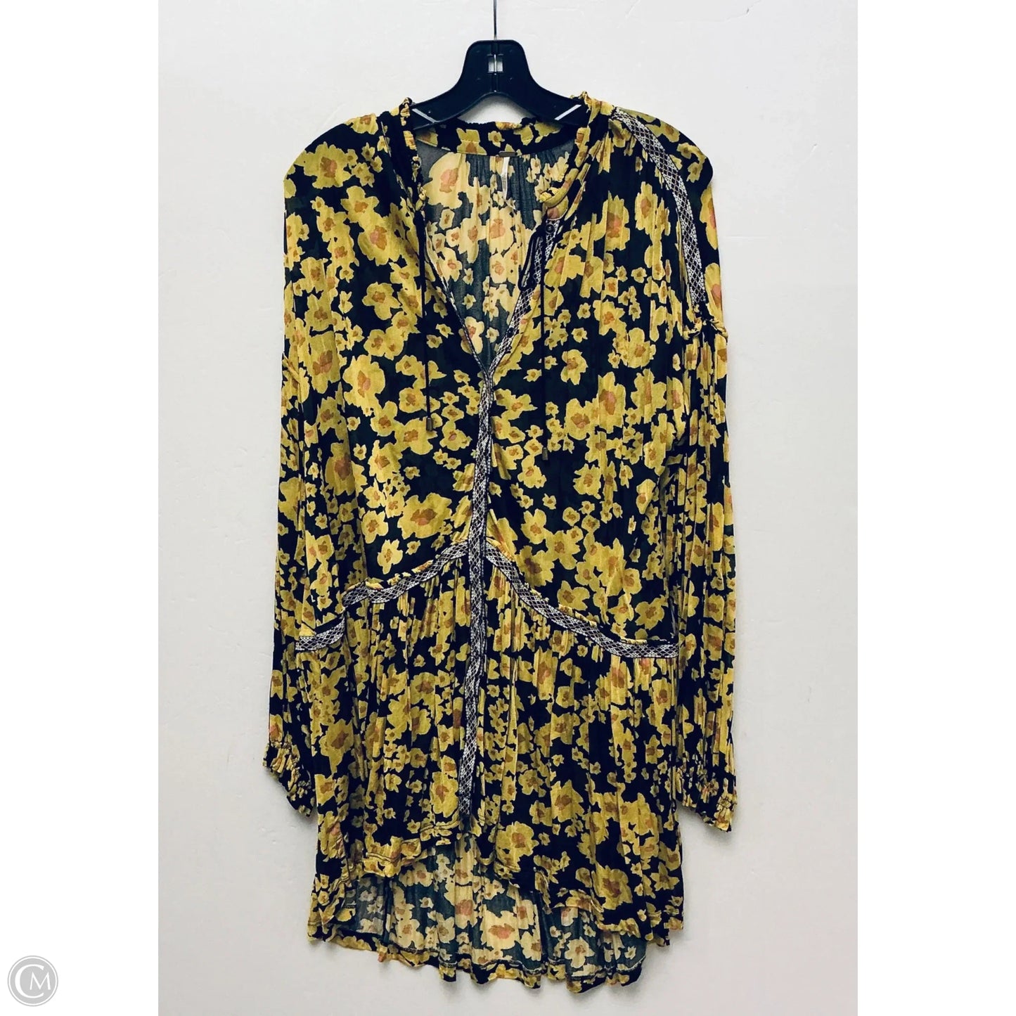 Top Long Sleeve By Free People In Yellow, Size: M