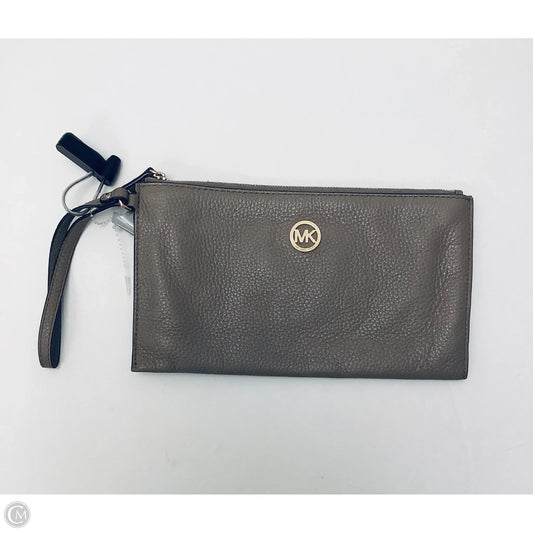 Wristlet Designer By Michael Kors, Size: Medium