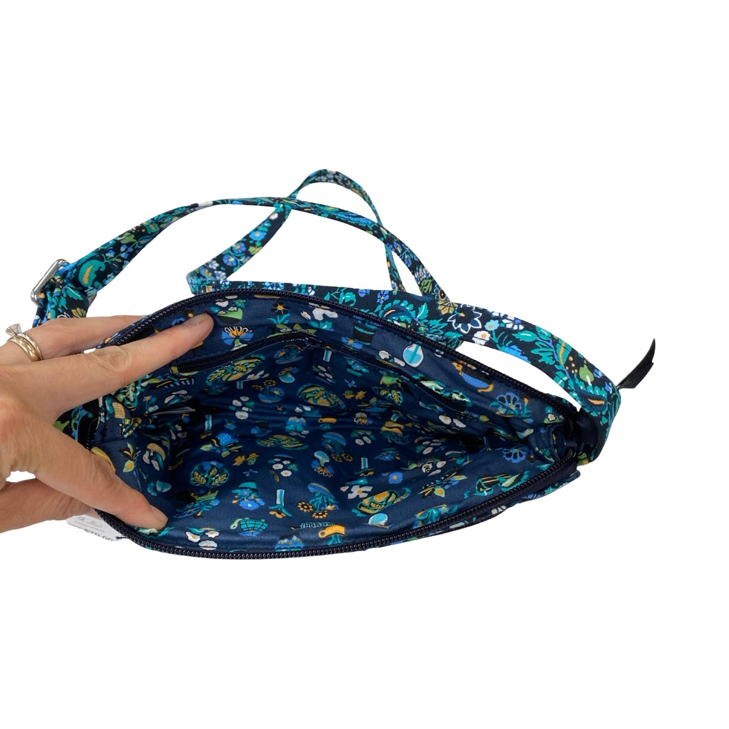Handbag By Vera Bradley In Multi, Size:Medium