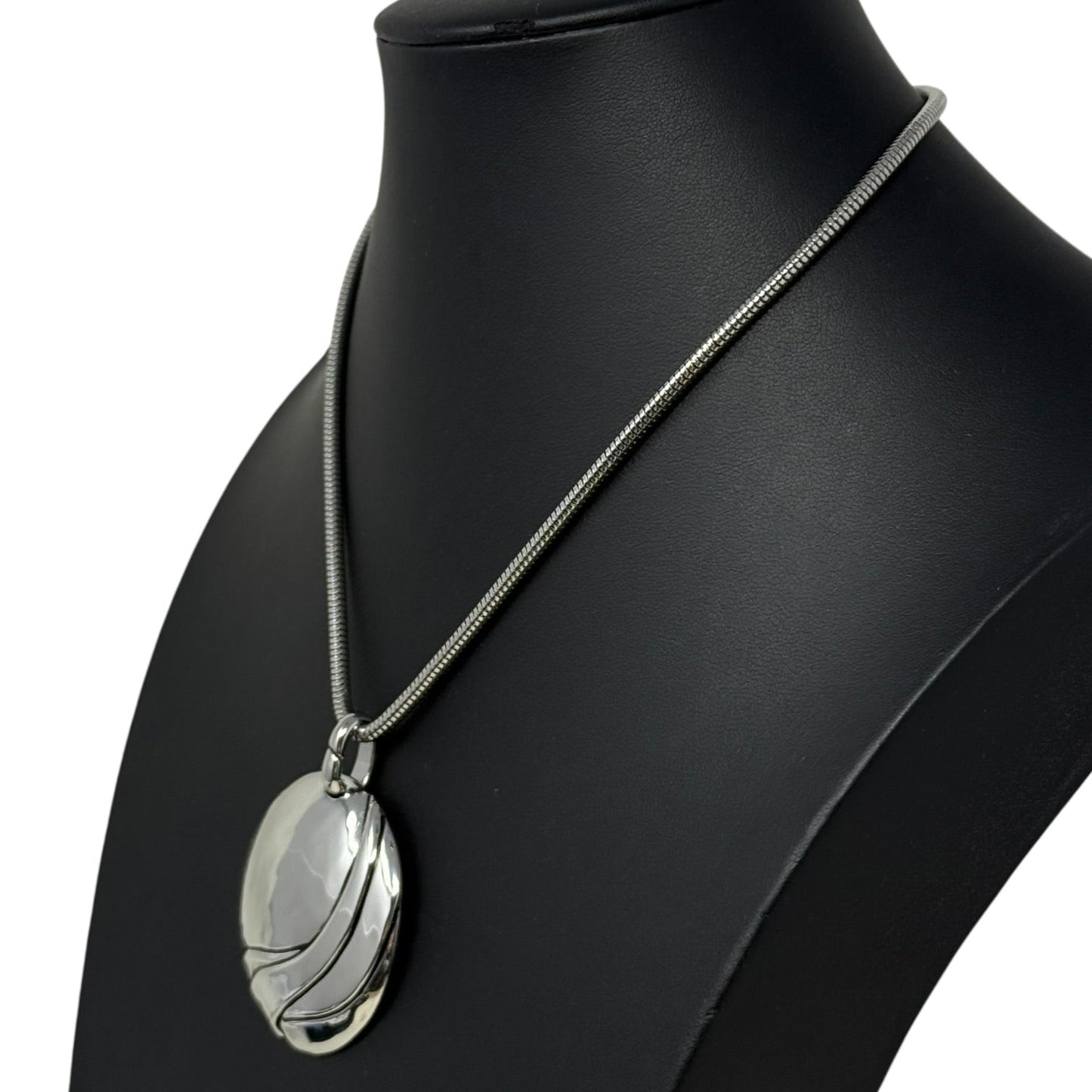 Silver Tone Wave Circle Pendant Necklace By Chicos