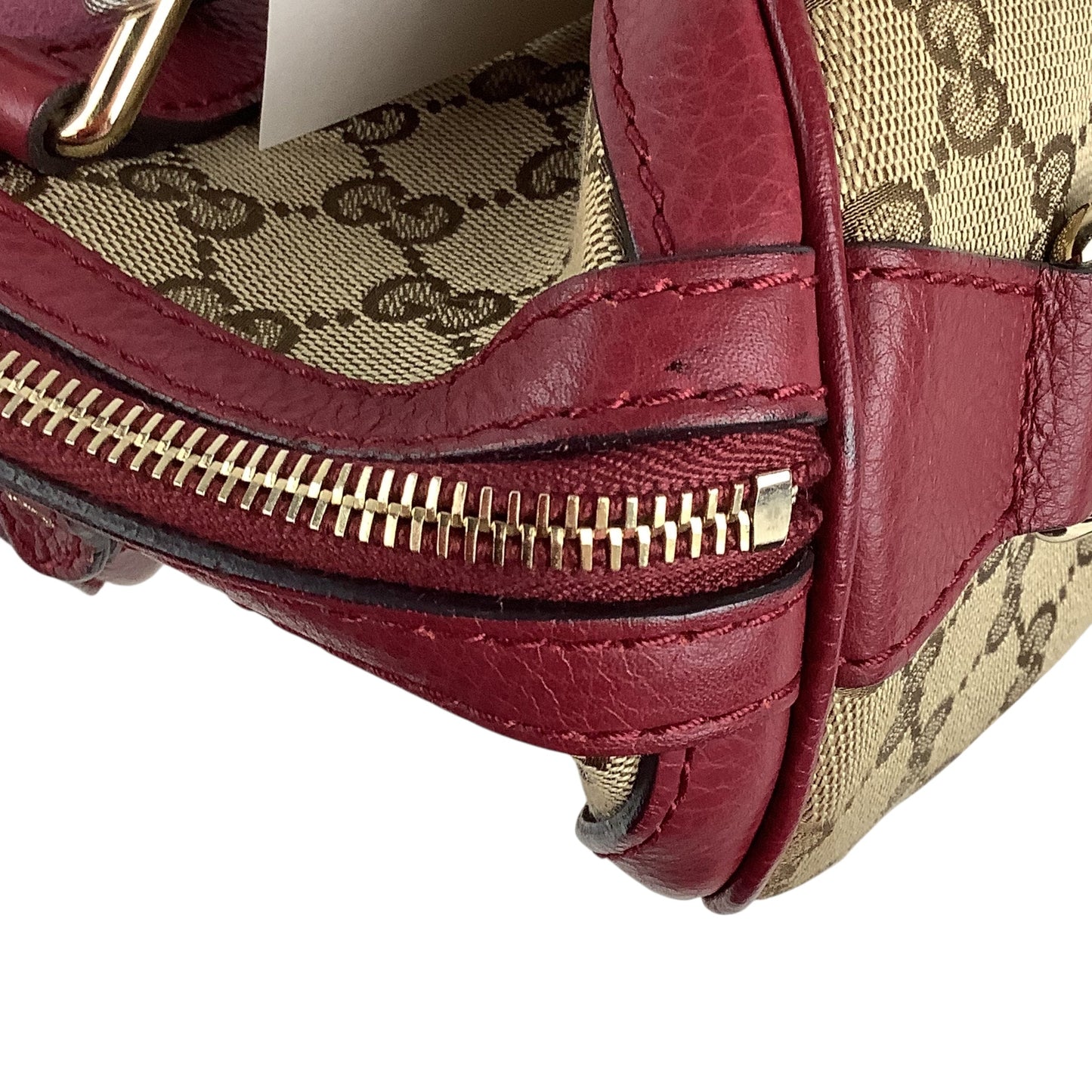 Handbag Luxury Designer By Gucci, Size: Medium