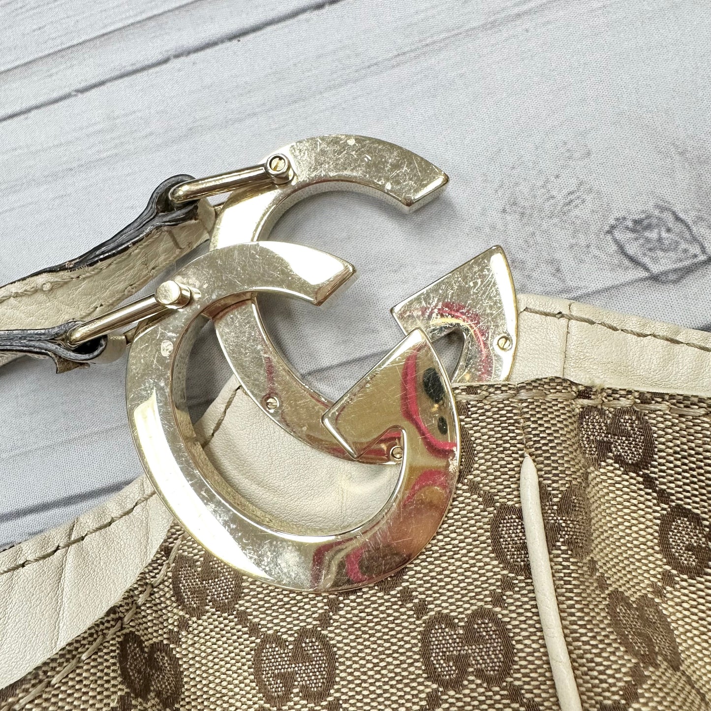 Handbag Luxury Designer By Gucci, Size: Large