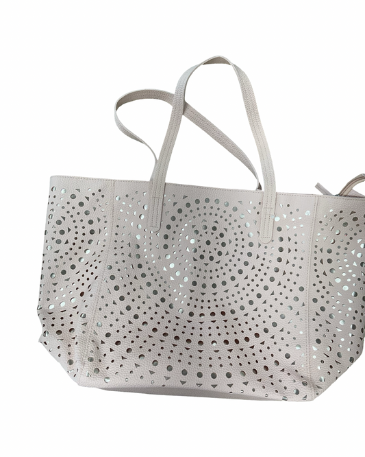 Tote By Clothes Mentor In Pink, Size:Large