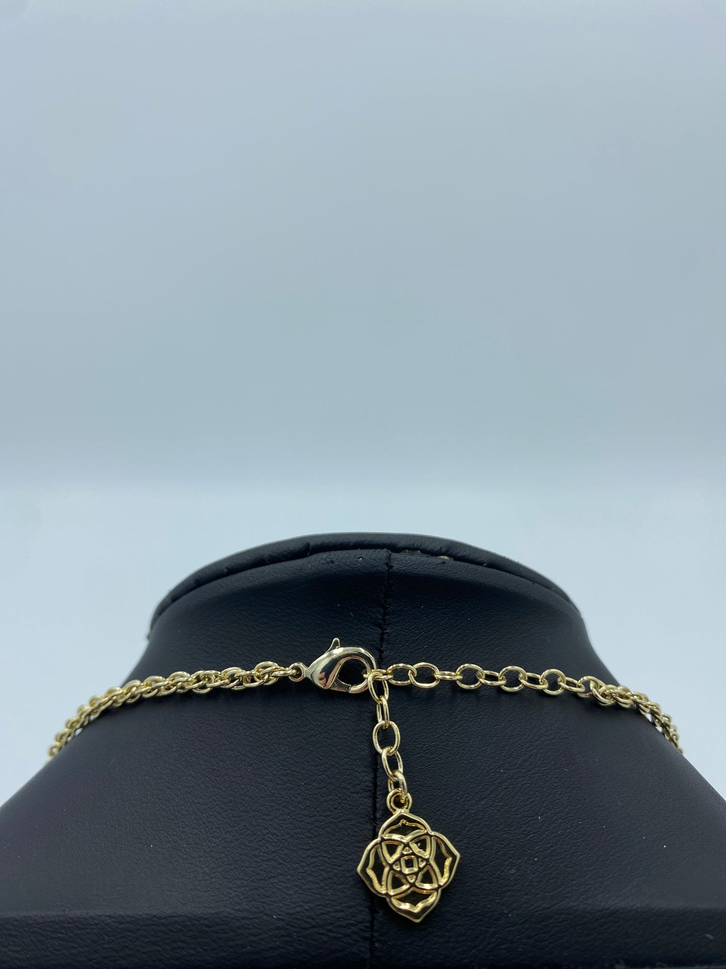 Necklace Designer By Kendra Scott