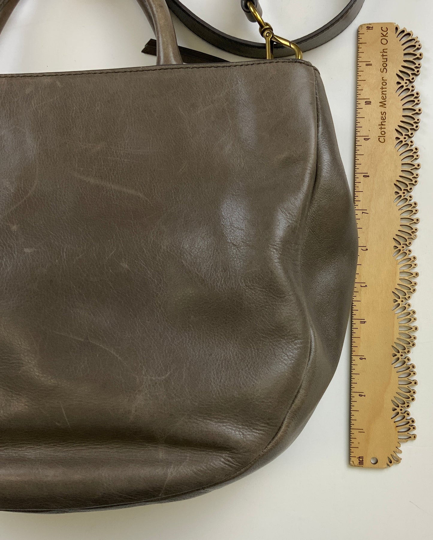 Handbag Leather By Margot, Size: Medium