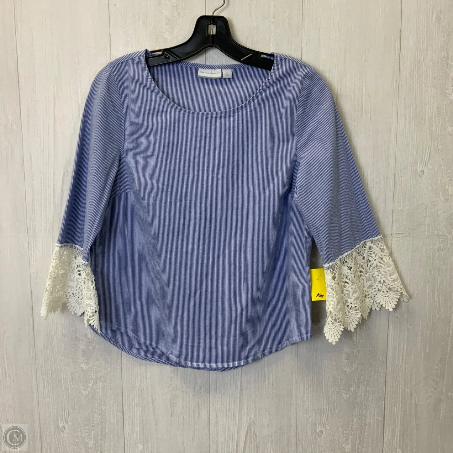 Top 3/4 Sleeve By New York And Co In Blue & White, Size: M