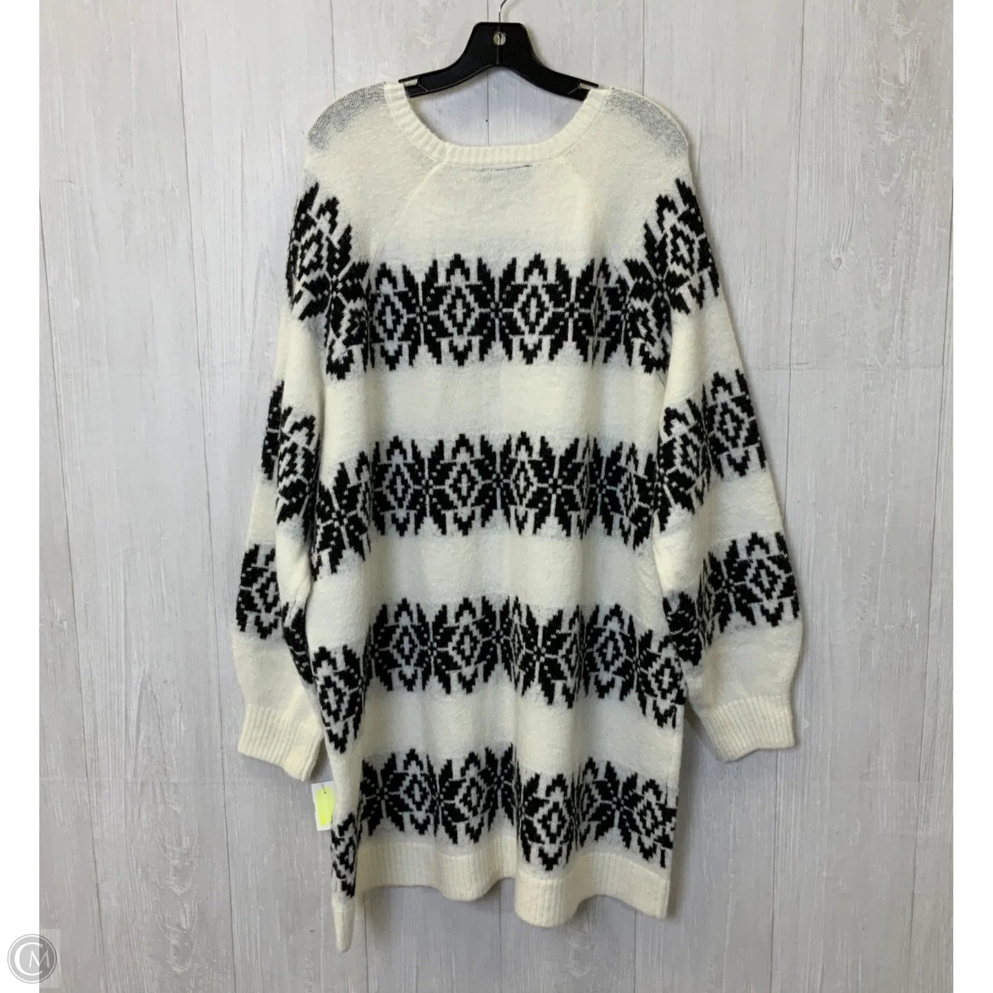 Sweater By Lane Bryant In Black & White, Size: 3x