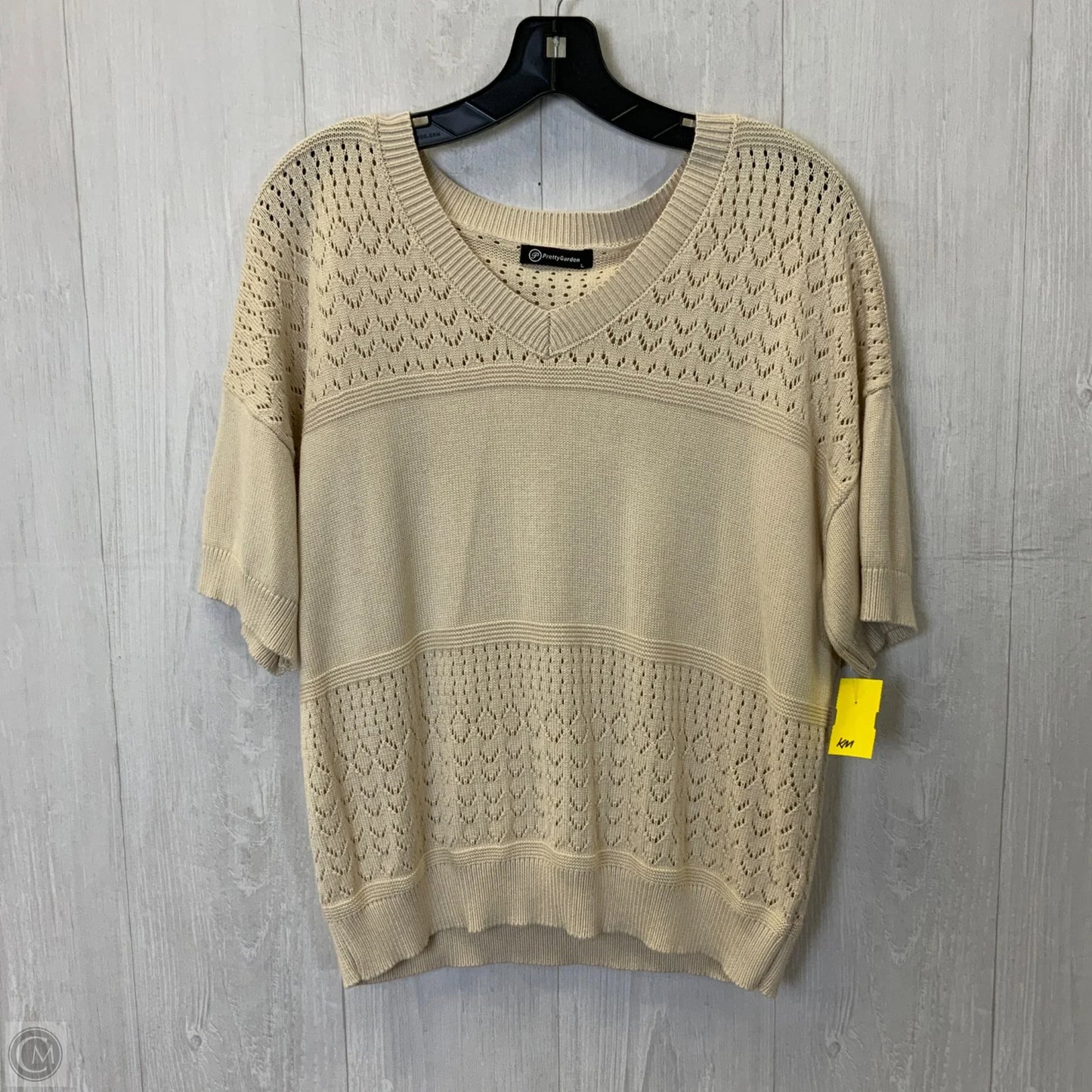 Top Short Sleeve By Prettygarden In Cream, Size: L