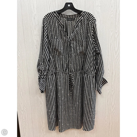 Dress Casual Short By Apt 9 In Black & White, Size: 22