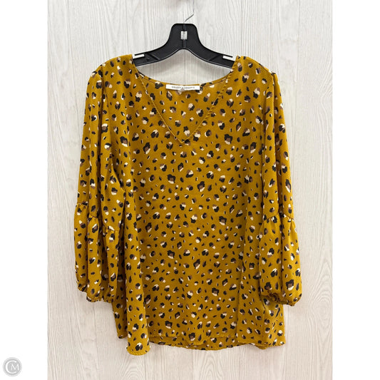 Top Short Sleeve By Collective Concepts In Yellow, Size: 1x