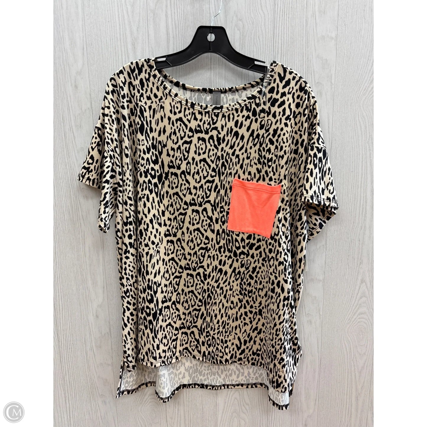 Top Short Sleeve By Honeyme In Animal Print, Size: Xl