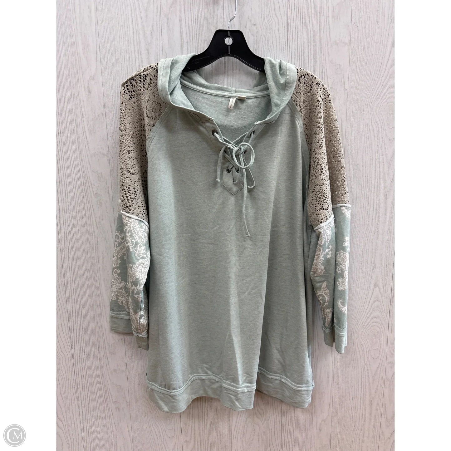 Top Long Sleeve By Cato In Green, Size: 2x