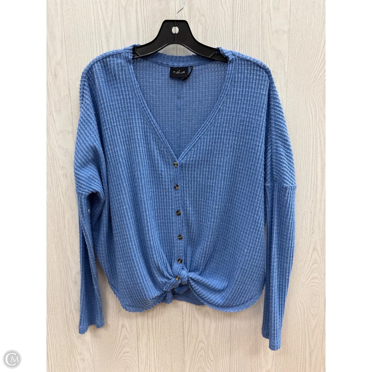 Top Long Sleeve By Clothes Mentor In Blue, Size: Xs