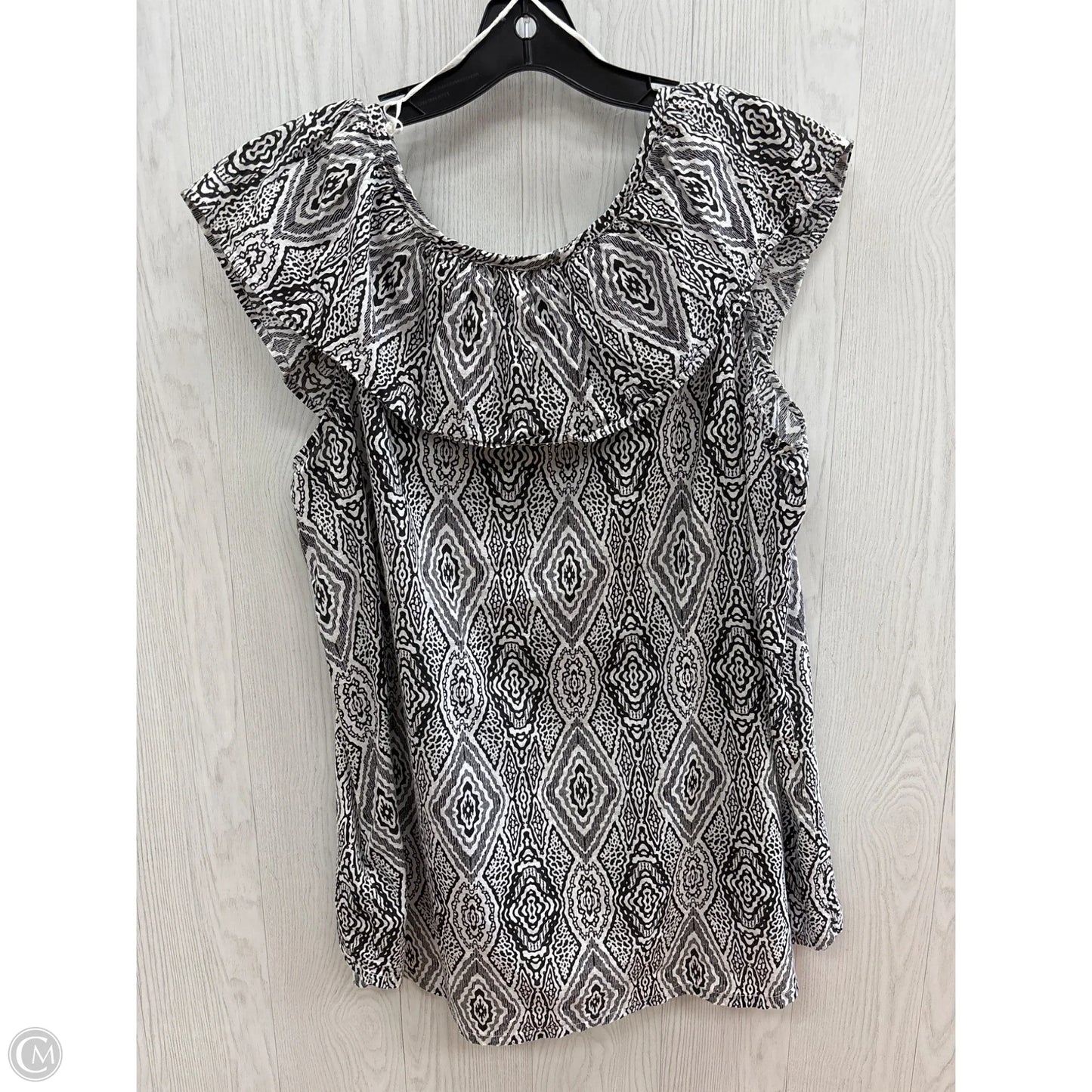 Top Sleeveless By Clothes Mentor In Black & White, Size: Xl