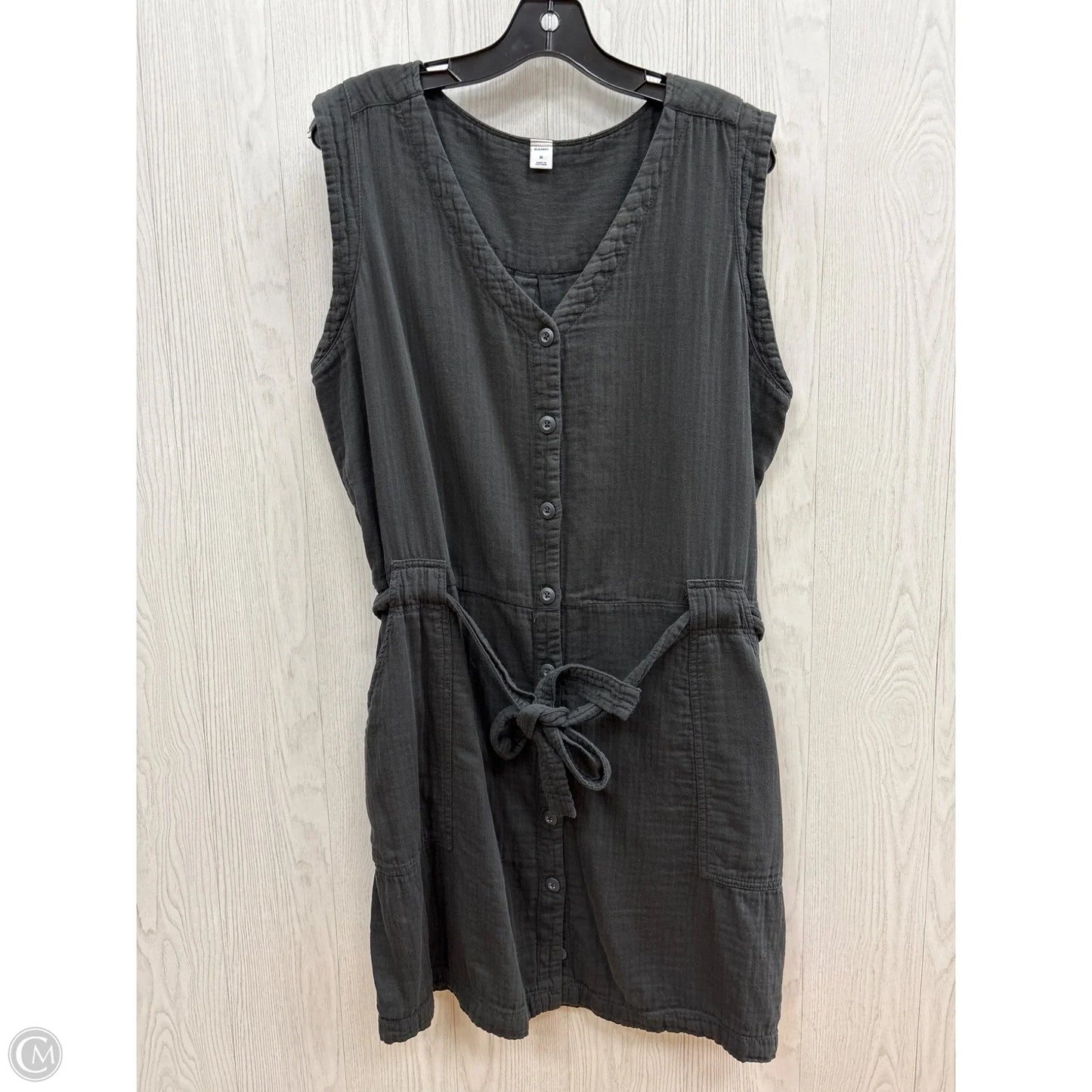 Dress Casual Short By Old Navy In Grey, Size: Xl