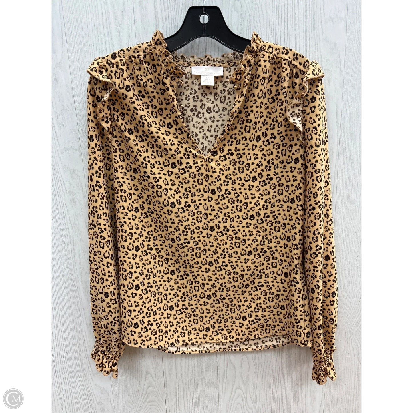 Top Long Sleeve By Clothes Mentor In Animal Print, Size: Xs