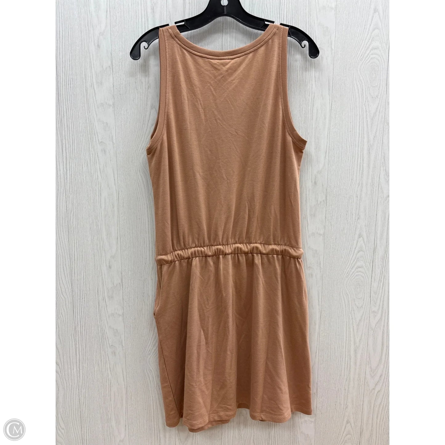 Dress Casual Short By Ideology In Tan, Size: M