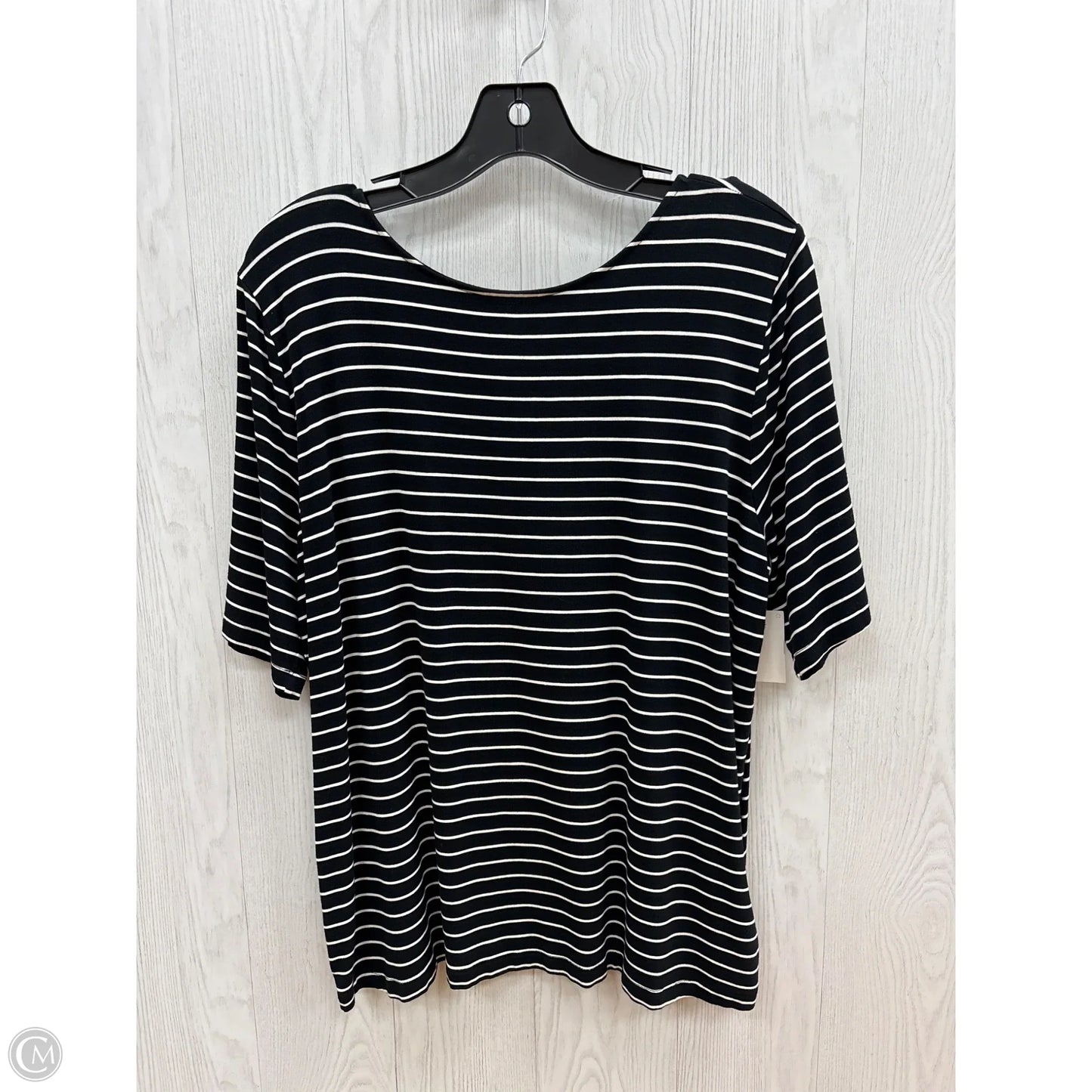 Top Short Sleeve By A New Day In Black White, Size: Xxl