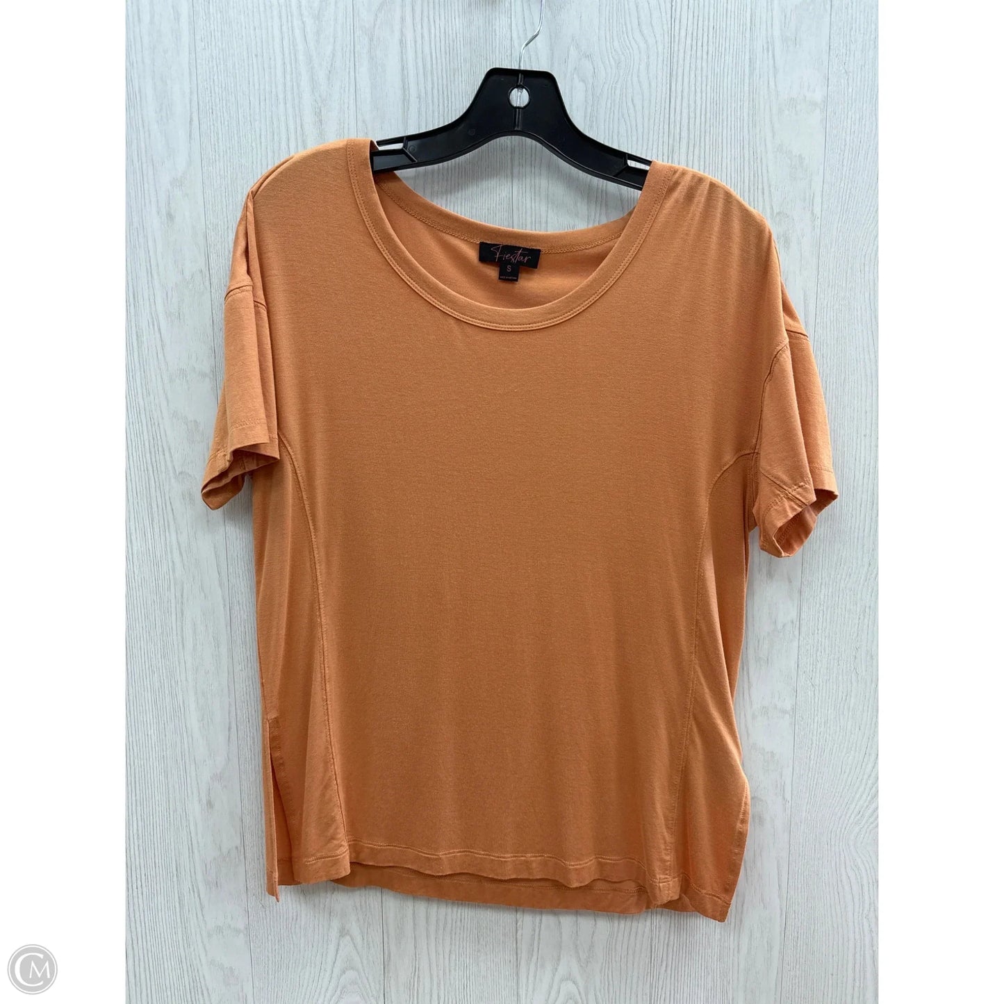 Top Short Sleeve By Clothes Mentor In Orange, Size: S