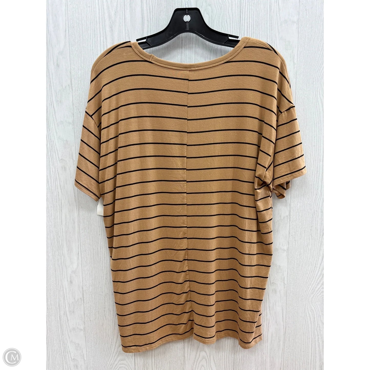 Top Short Sleeve Basic By Old Navy In Tan, Size: Xs