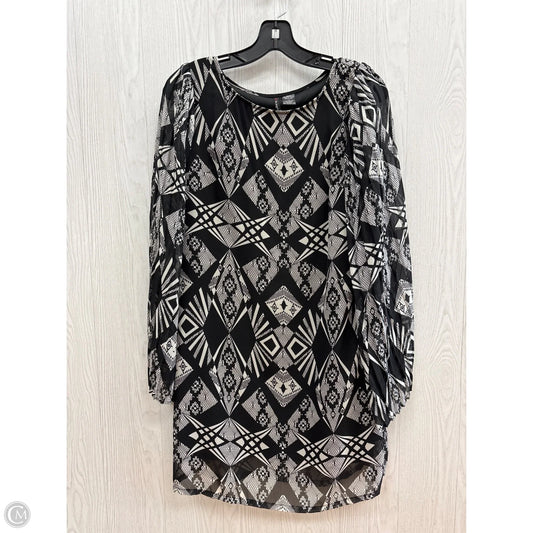 Dress Casual Short By Fire In Black & White, Size: M